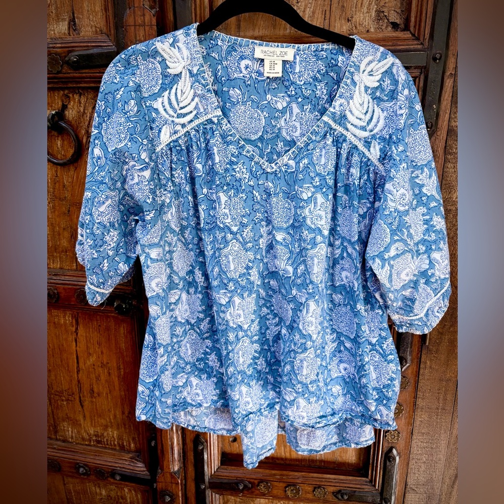 Rachel Zoe Blue and White Floral Blouse Embroidered Blouse EUC